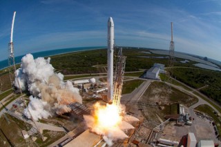 SpaceX估值升至约1400亿美元  已经开始推销其员工股票