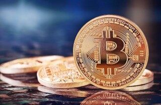 比特币赚手续费,比特币收手续费吗